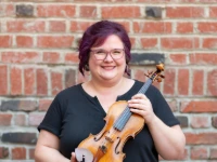 Lauren Dillon's Headshot